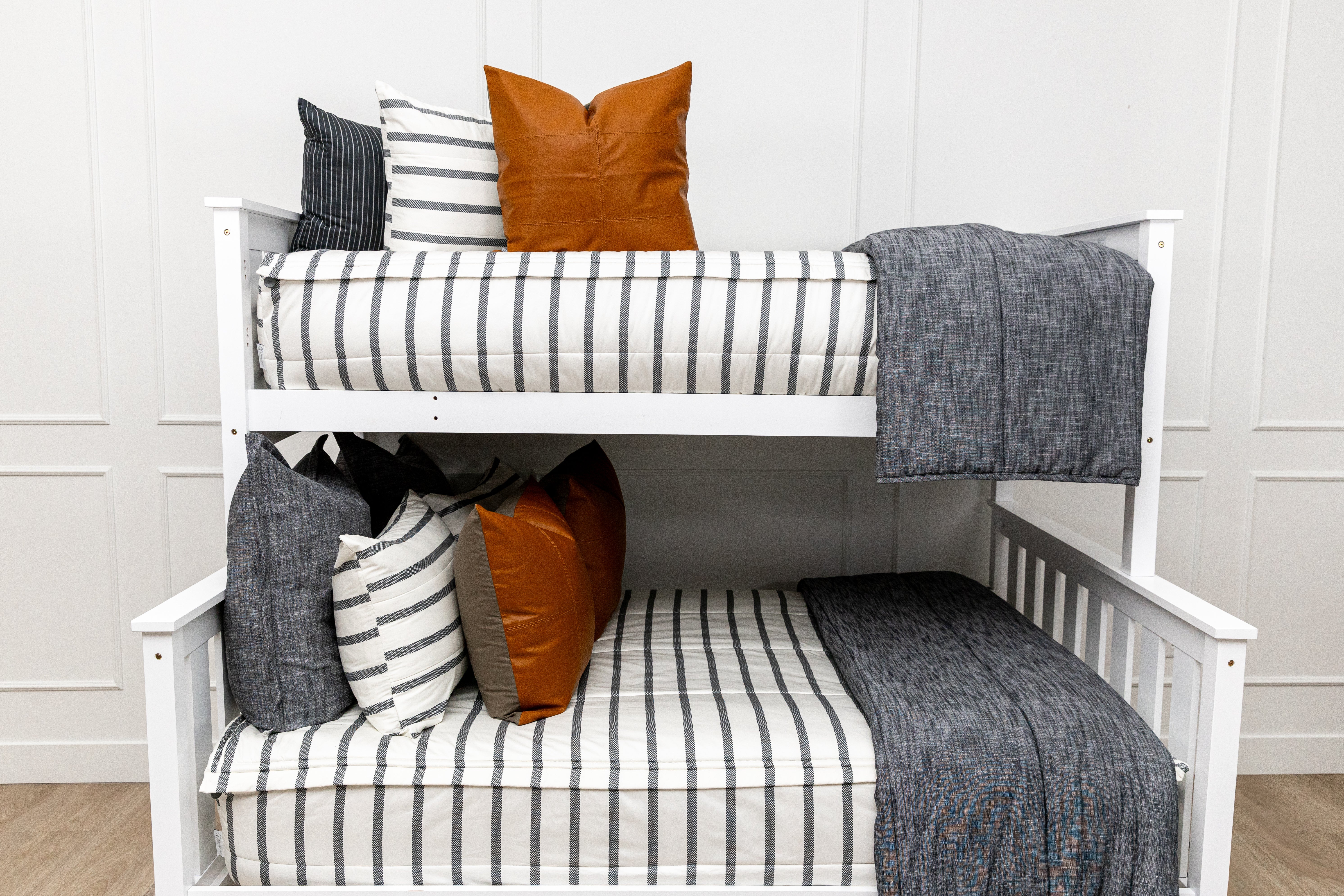 Chandler Bed-dys